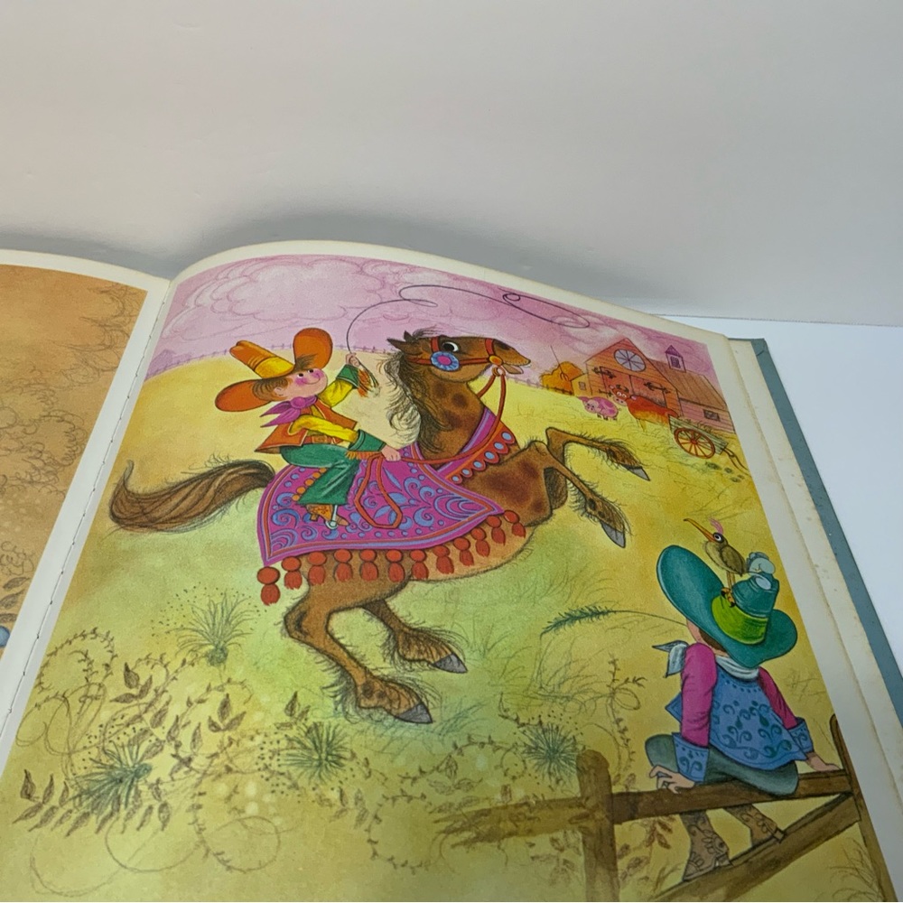 Never Talk to Strangers Vintage Hardcover Children’s Big Golden Book Irma Joyce - Picture 14 of 15